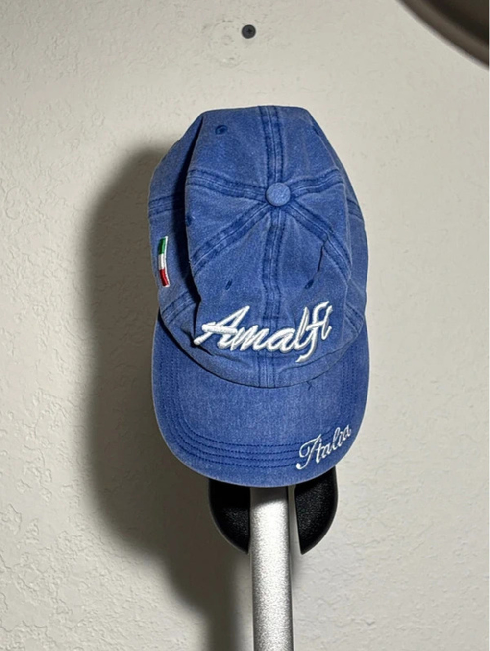 Blue cap